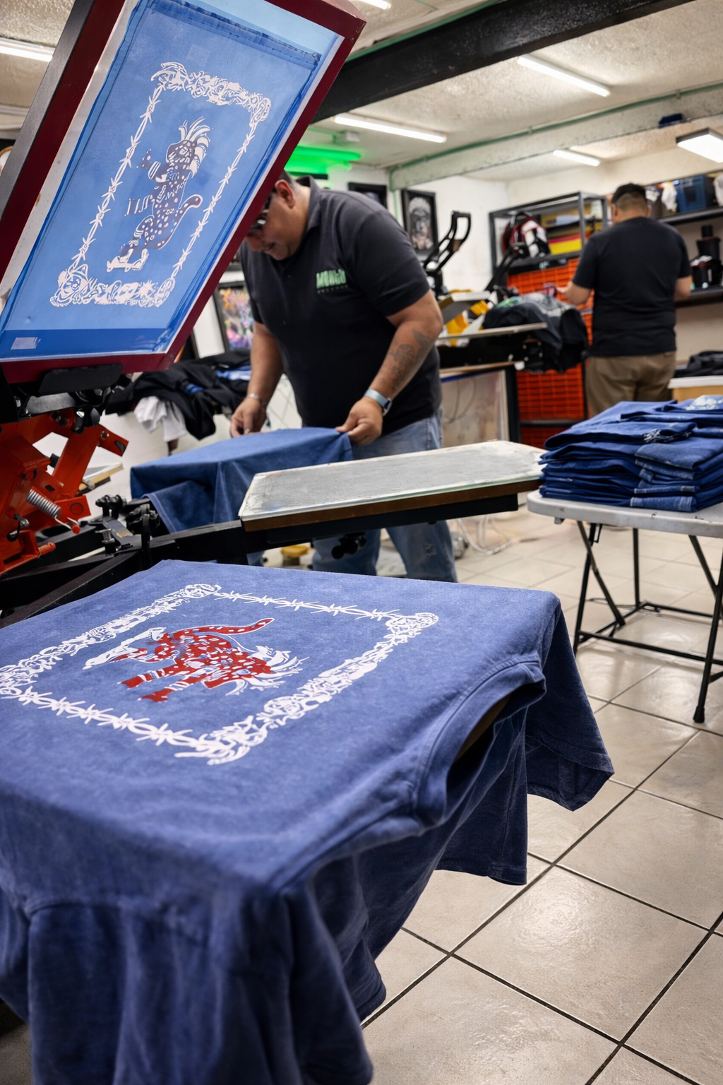 Playeras y sudaderas con impresión de alto impacto en Menta Print